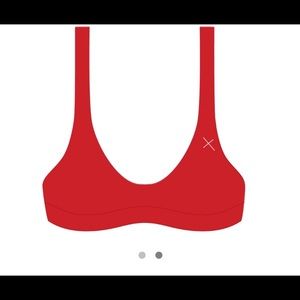 Boutinela Yogi top in BEET red